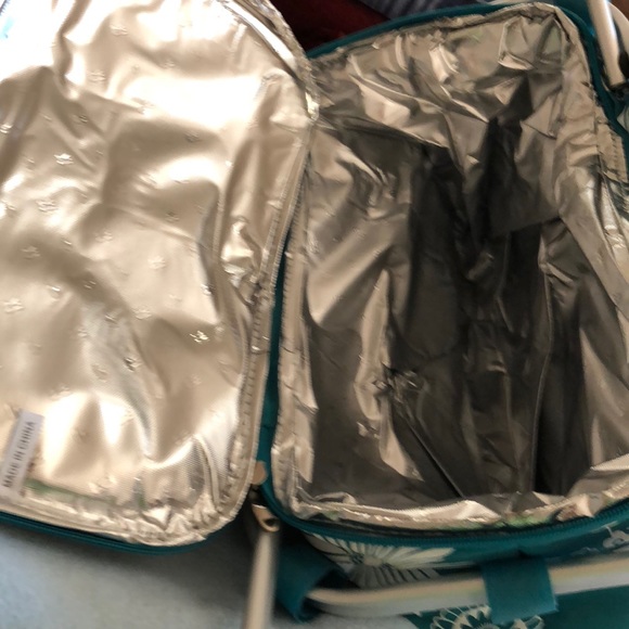 Stylish cooler - Picture 2 of 3